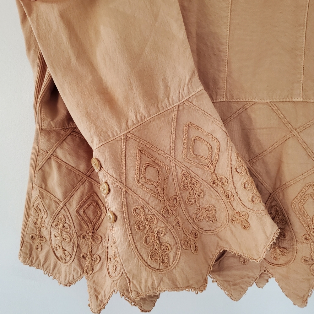 G. DESIGNS Sz L Embroidered Button Down Tan Shirt Peru Cotton Bohemian Western - Picture 7 of 13